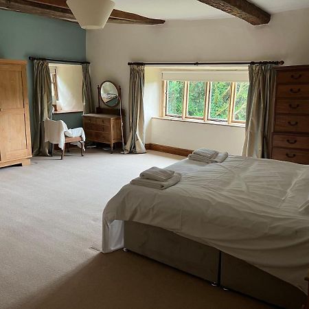 10 Bed Stunning House In Village, With Hot Tub Ovingham 외부 사진