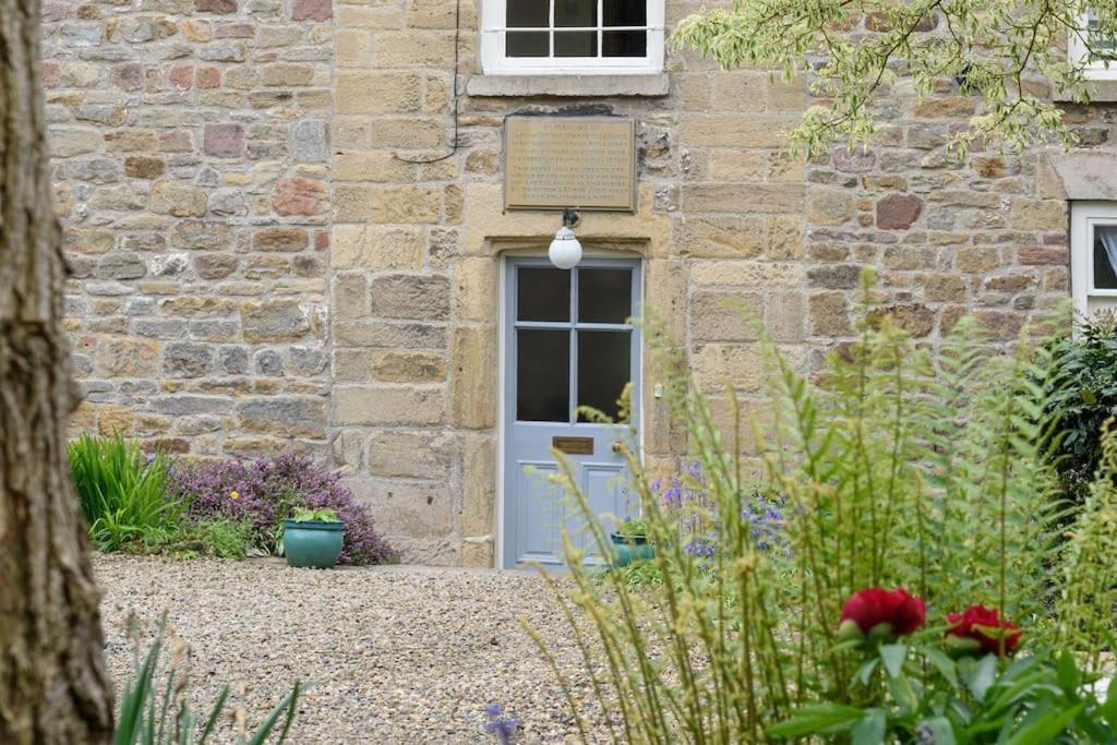 10 Bed Stunning House In Village, With Hot Tub Ovingham 외부 사진