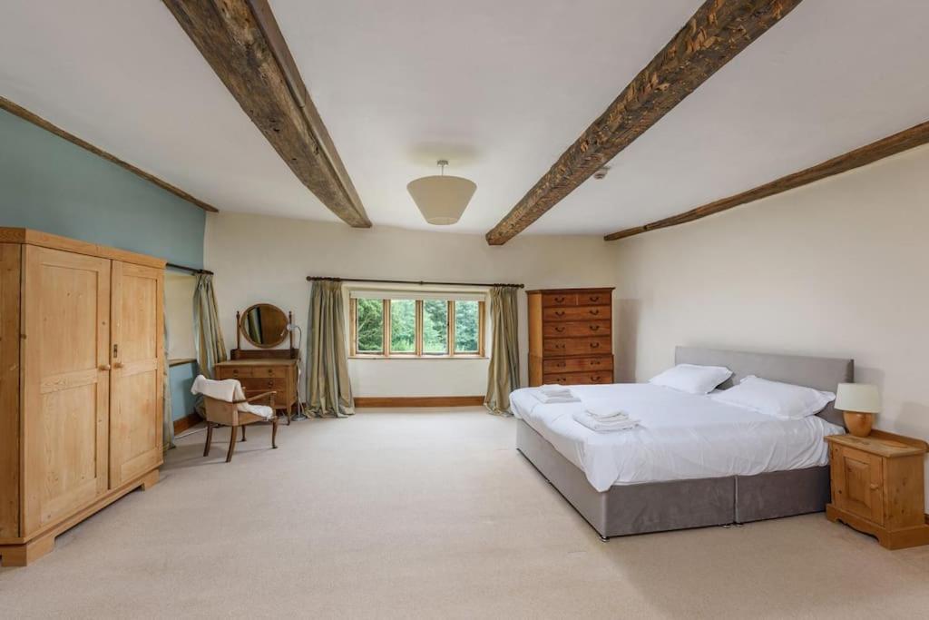 10 Bed Stunning House In Village, With Hot Tub Ovingham 외부 사진